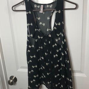 Button down tank with collar and bow design